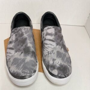 Nike Dark Gray Knit Sneakers